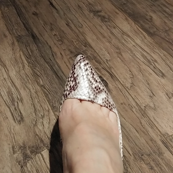 Aldo snakeprint genuine leather heels worn inside - Picture 9 of 10